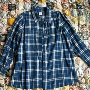 NWOT flannel button down